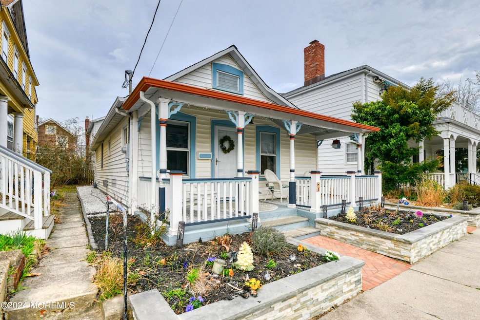Ocean Grove Cottage