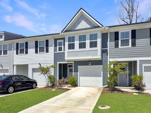 For Rent $2,400/month • Co-Listing Agent