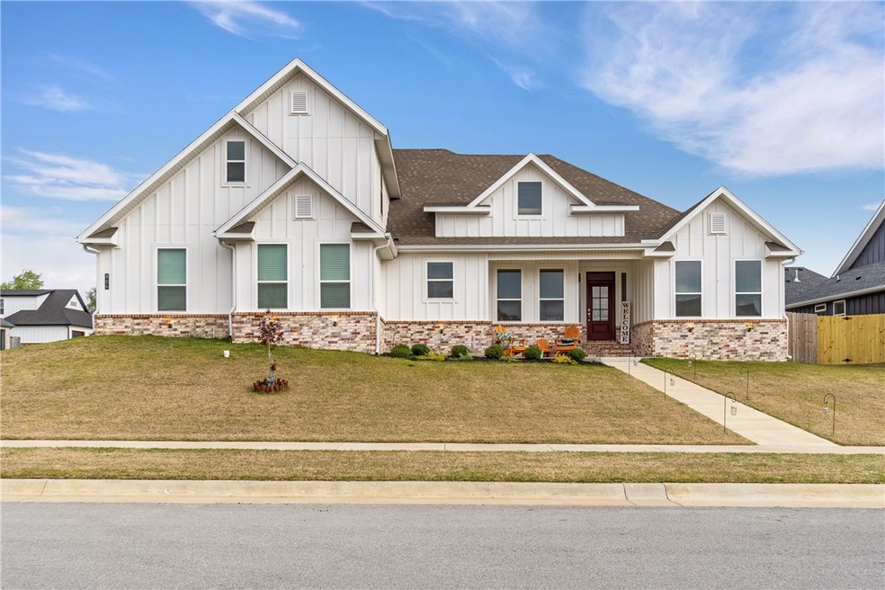 804 Mueller Way, Prairie Grove, AR 72753 - photo 1