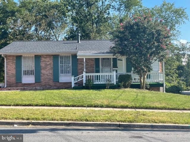 6703 Calmos St, Capitol Heights, MD 20743 - photo 1