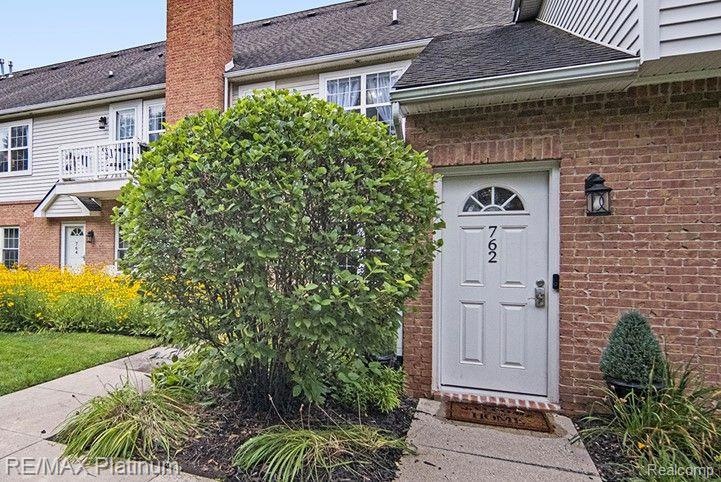762 Olde English Circle