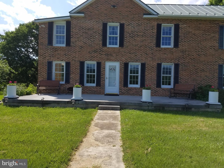 461 Thunderbird Rd, Front Royal, VA 22630 - photo 1