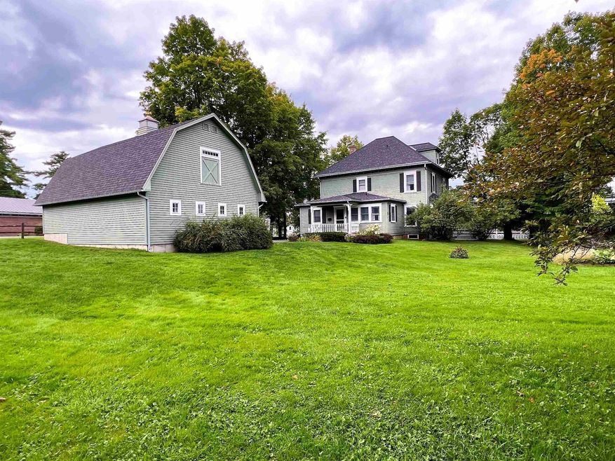 32 School St, Orleans, VT 05860 - photo 1