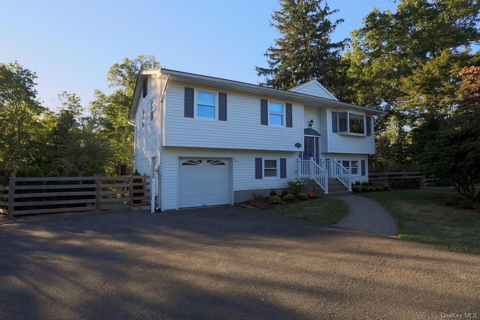 206 Massachusetts Ave, Congers, NY 10920 - photo 1