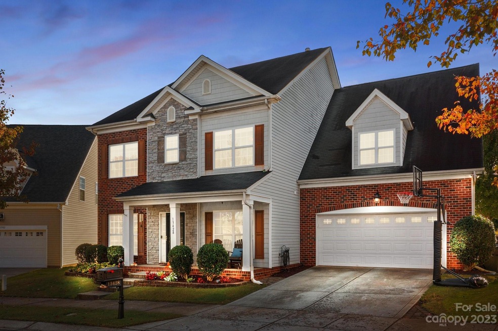 13428 McCoy Ridge Dr, Huntersville, NC 28078 - photo 1