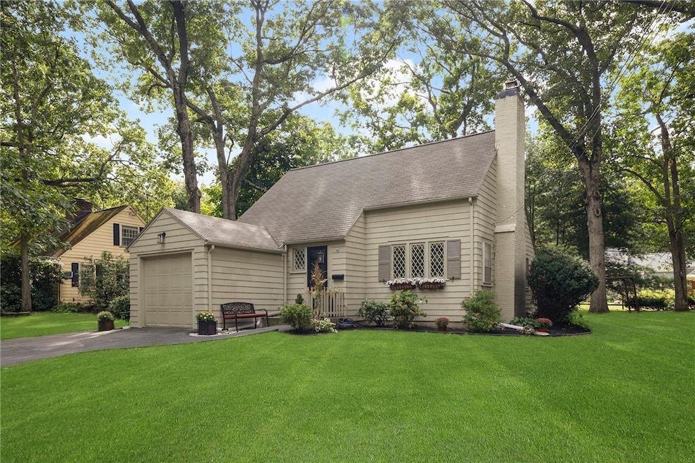 23 Meredith Dr, Cranston, RI 02920 - photo 1