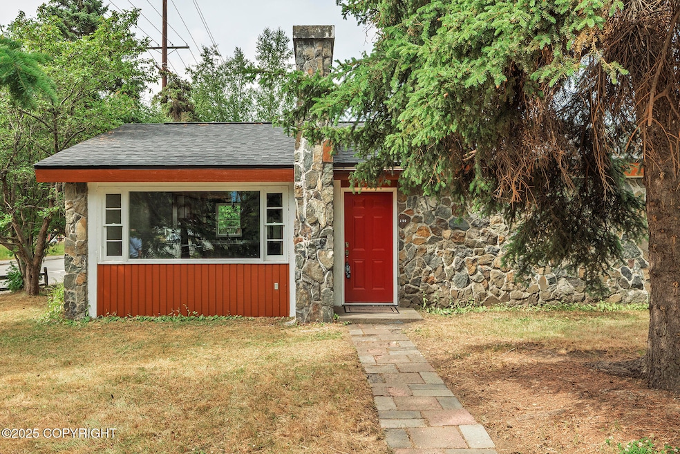290 Park St, Anchorage, AK 99508 - photo 1
