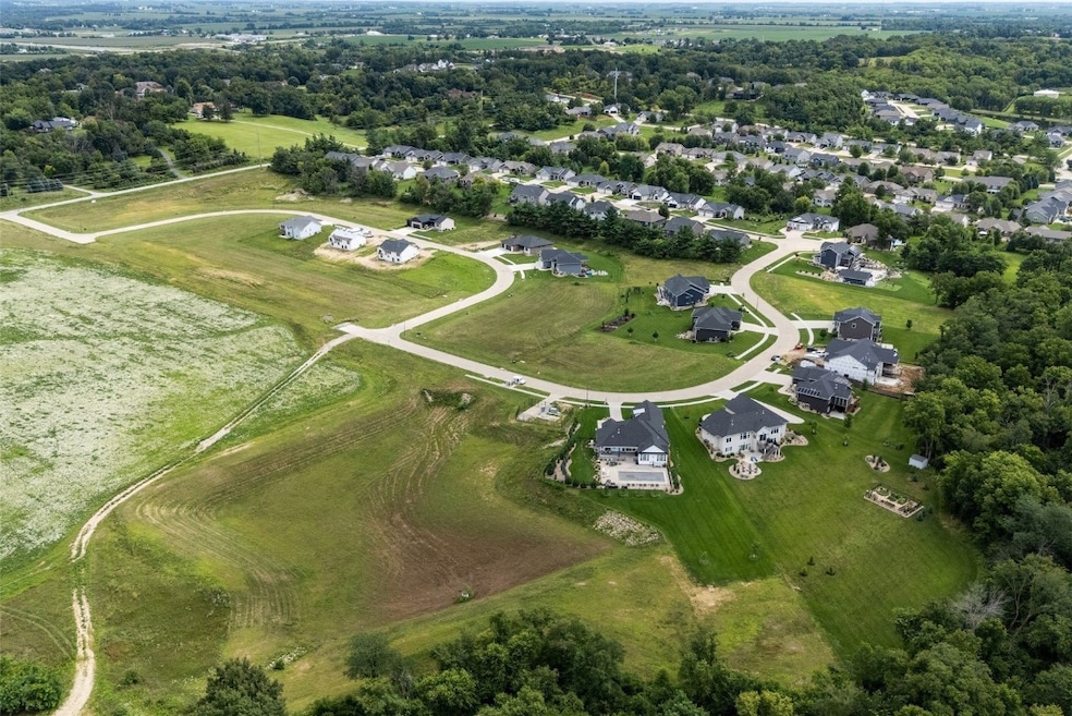 3678 Mclain Way, Hiawatha, IA 52233 - photo 1