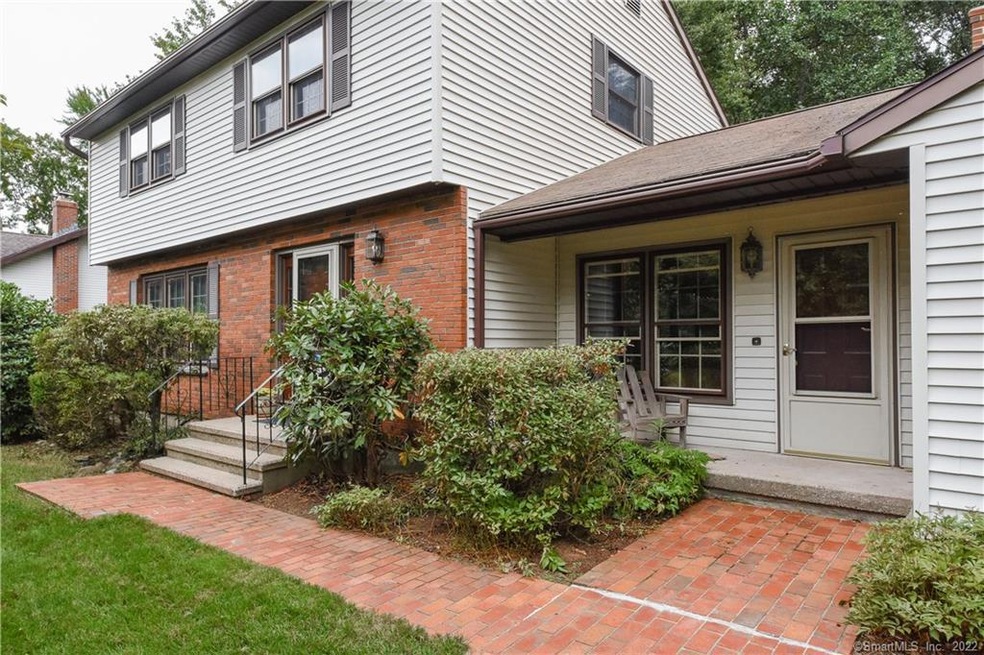 9 Bella Ln, Unionville, CT 06085 - photo 1