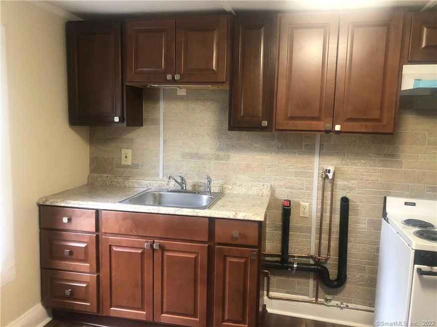 42 Fisher Hill Rd unit 6, Glastonbury, CT 06033 - photo 1