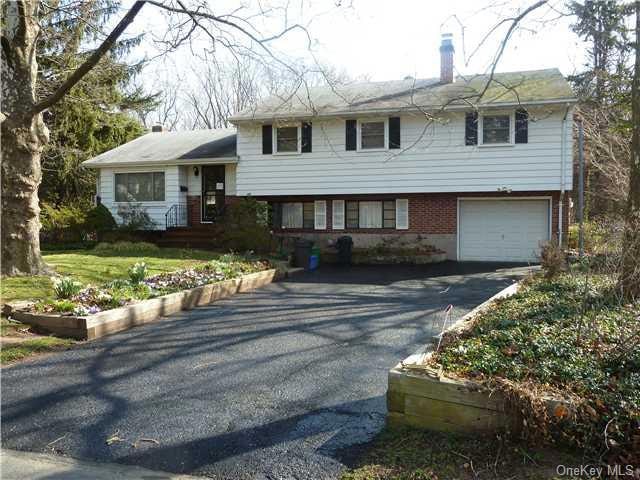 74 Moison Rd S, Blauvelt, NY 10913 - photo 1