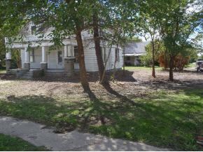 410 S Main St, Linton, IN 47441 - photo 1