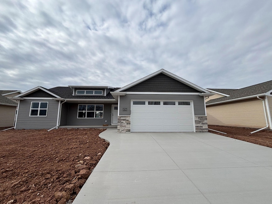 1711 Sovereign Way, Neenah, WI 54956 - photo 1