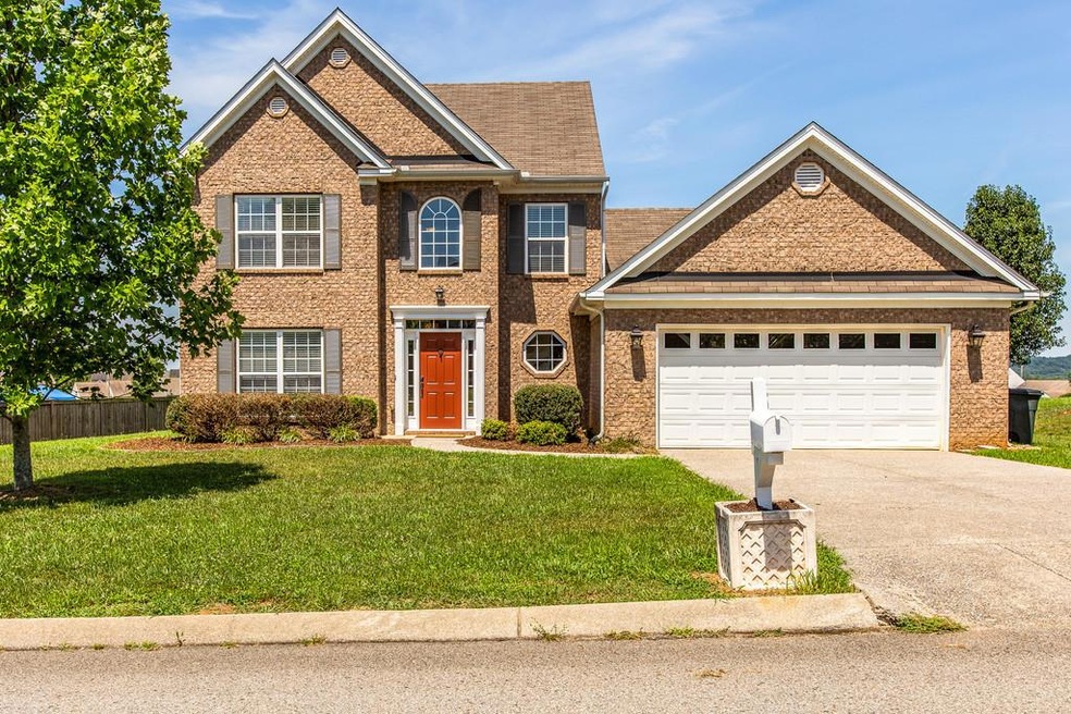Welcome to 3008 Commonwealth Dr!