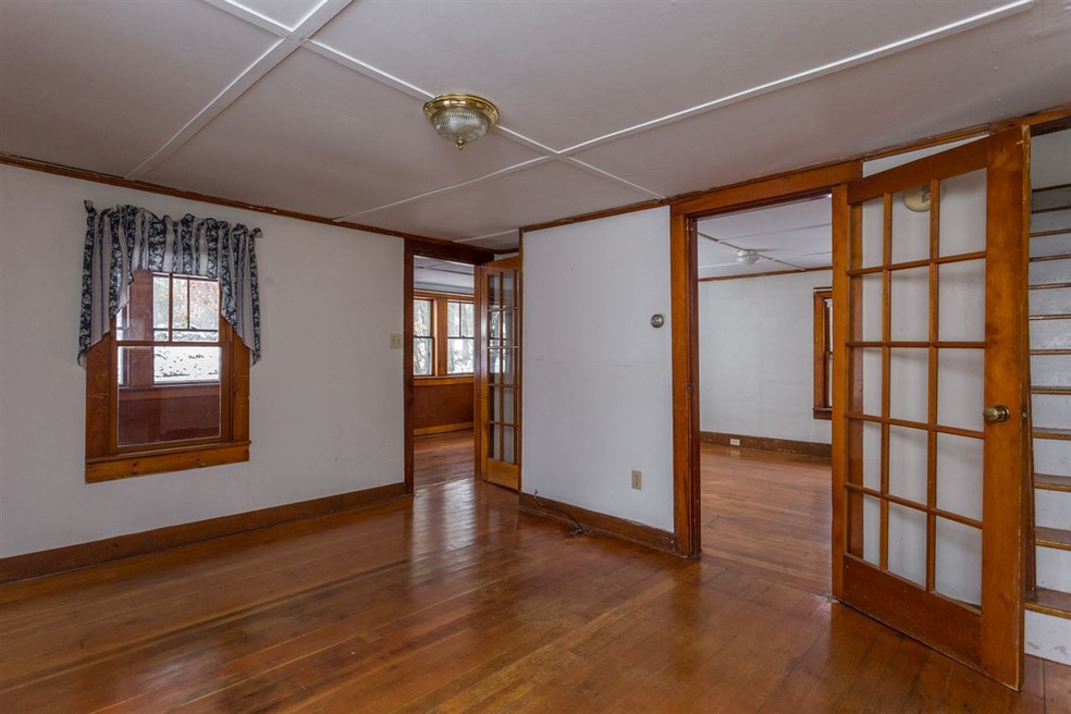 25 Bunker Hill Ave, Stratham, NH 03885 - photo 1