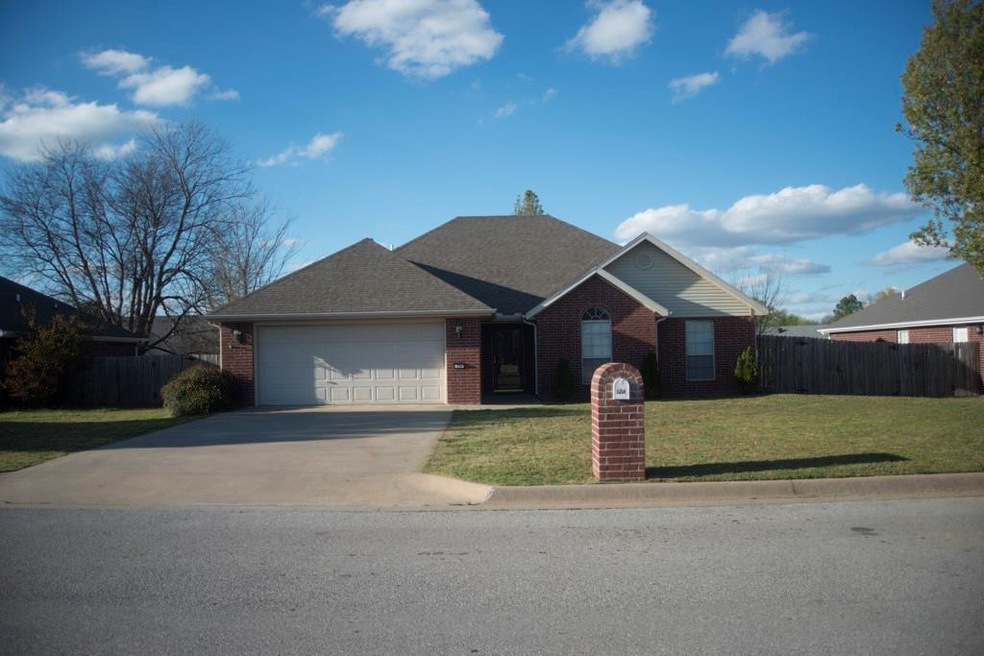 602 Herron St, Prairie Grove, AR 72753 - photo 1