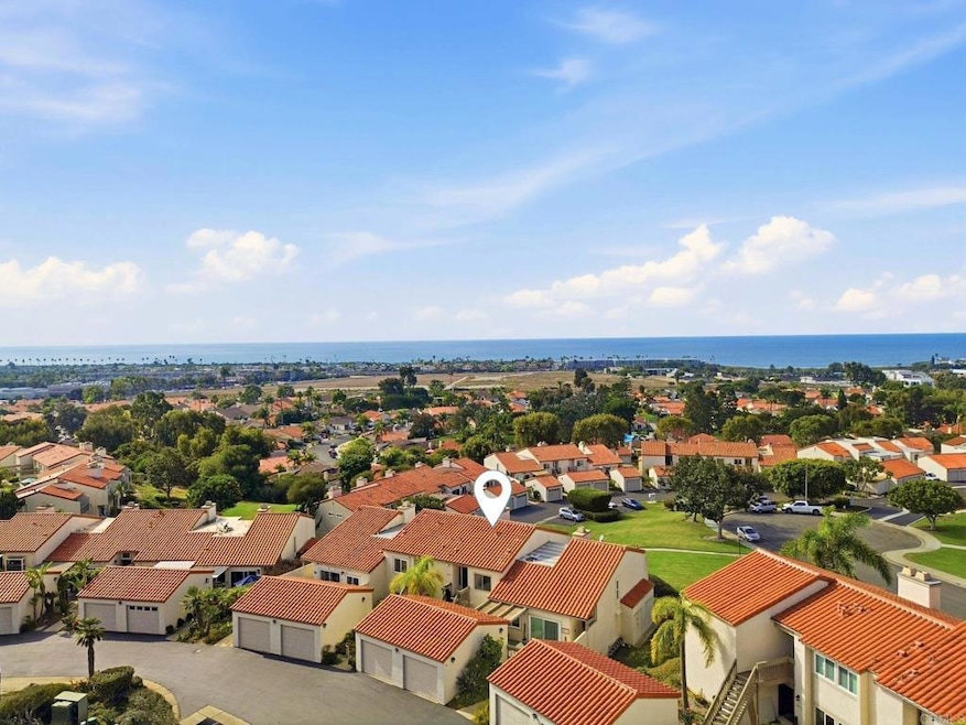 For Sale $949,000 • Co-Listing Agent