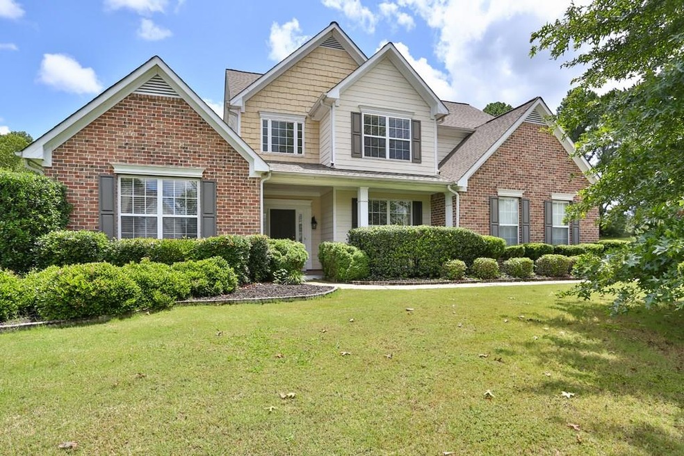3151 Seneca Farm Lane has great curb appeal featur