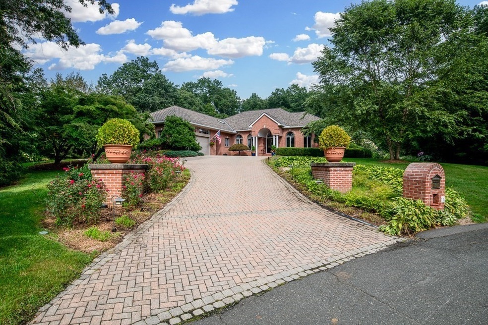 11 Laurel Ln, Wilbraham, MA 01095 - photo 1