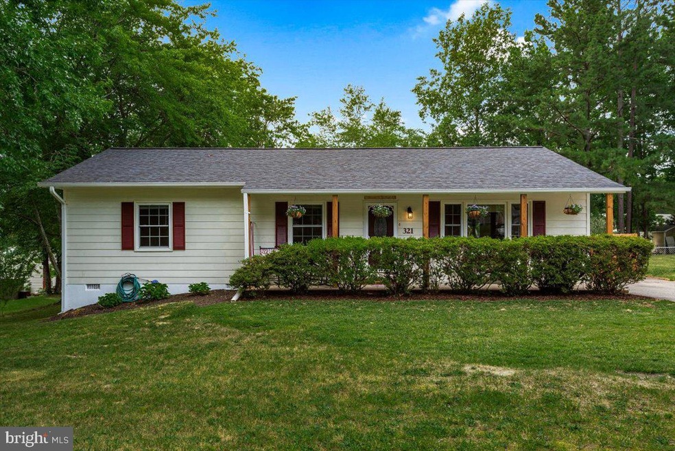 321 Maden St, Fredericksburg, VA 22407 - photo 1