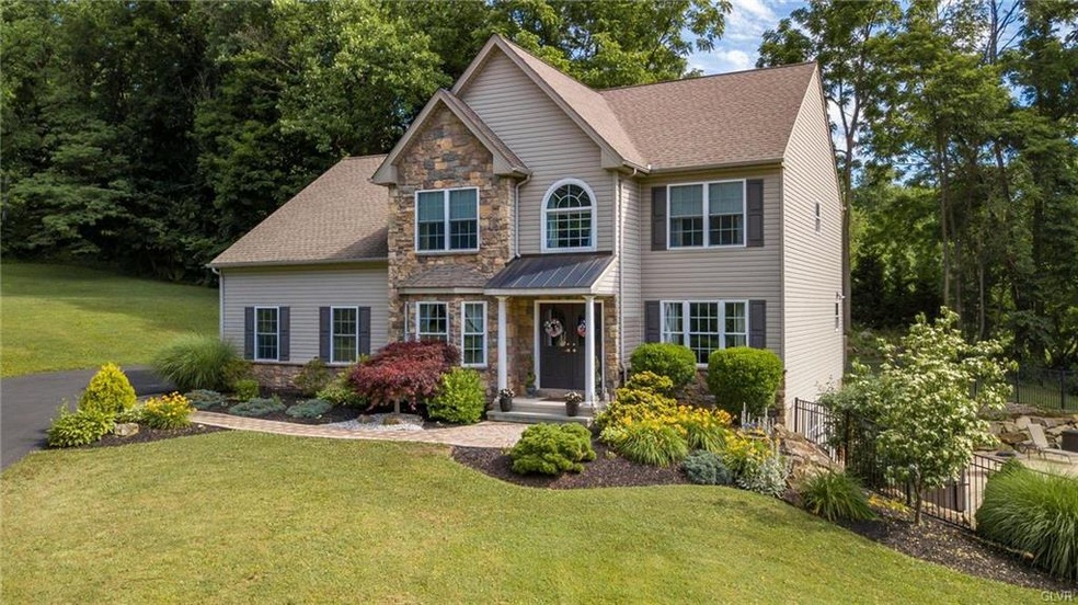 7283 Carls Hill Rd, Zionsville, PA 18092 - photo 1