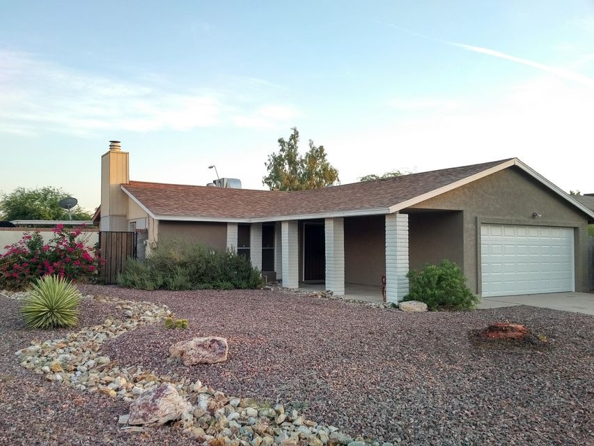 0.0 Frontyard1