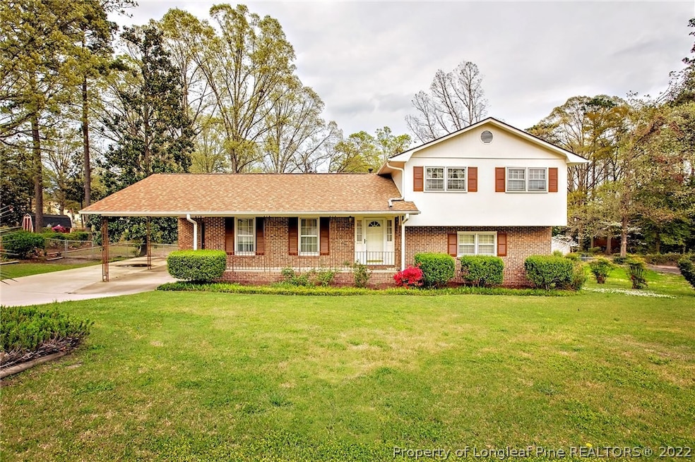 481 Lennox Dr, Fayetteville, NC 28303 - photo 1