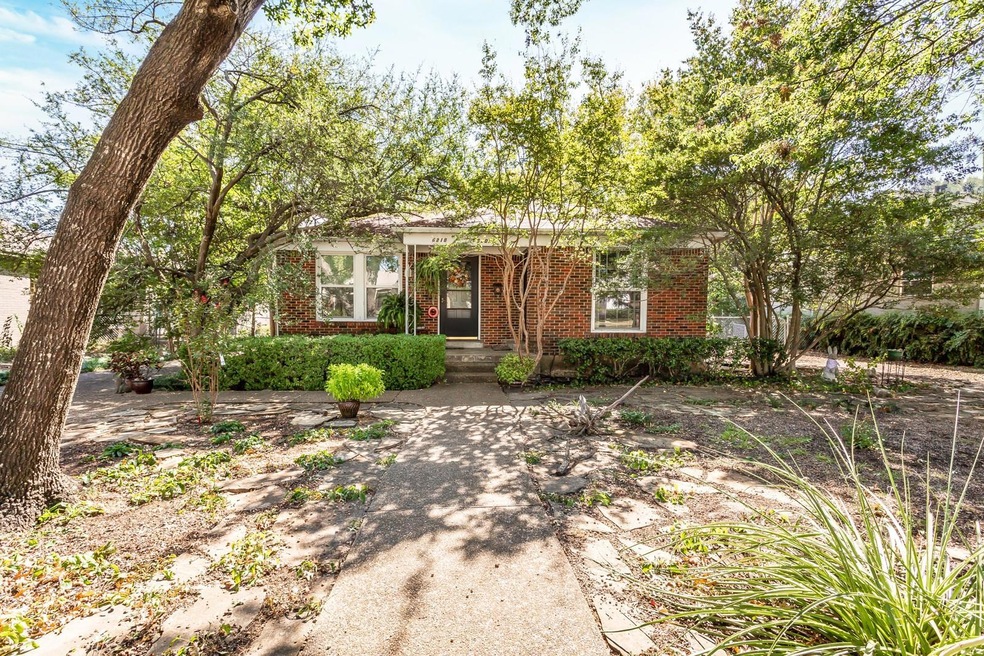 6208 Kenwood Ave, Dallas, TX 75214 - photo 1