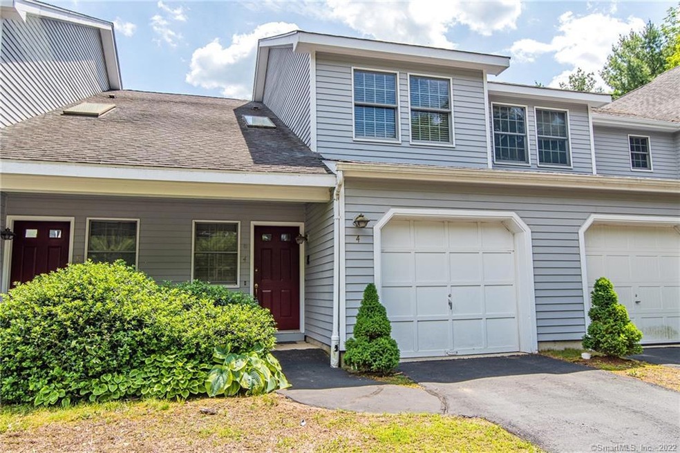 4 Fairways Cir, Woodstock, CT 06281 - photo 1