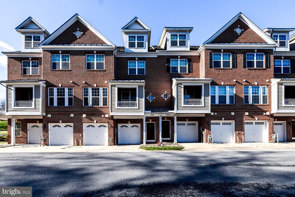 12925 Midnights Delight Dr unit 92B, Bowie, MD 20720 - photo 1