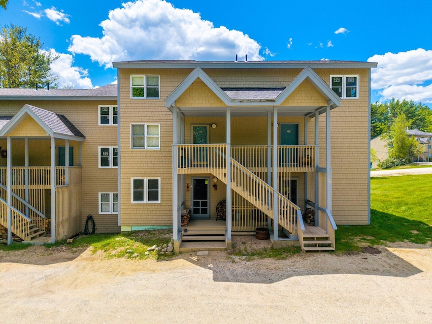 Welcome home to 9C Condo Lane Unit C13