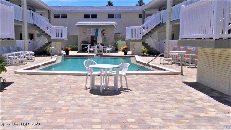 La Riveria Pool (New)