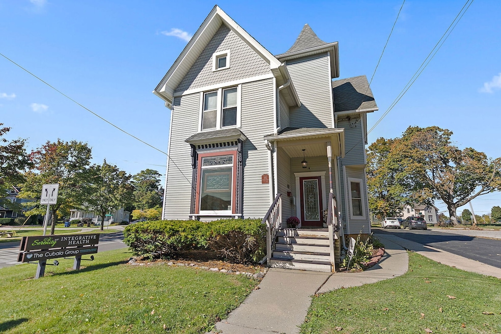 For Rent $2,200/month