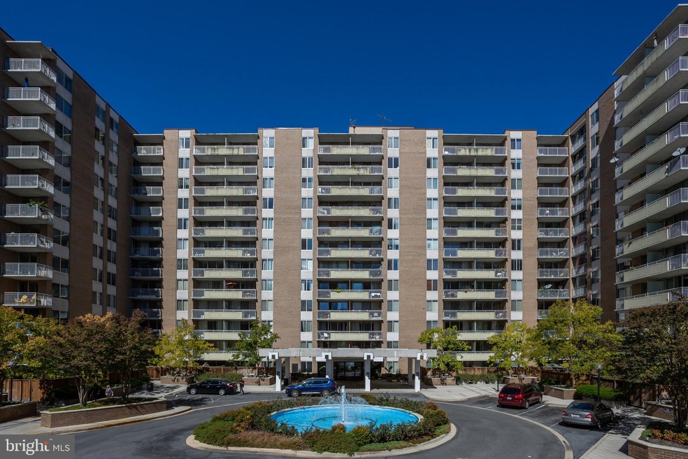 Van Ness North unit 201, Washington, DC 20008 - photo 1