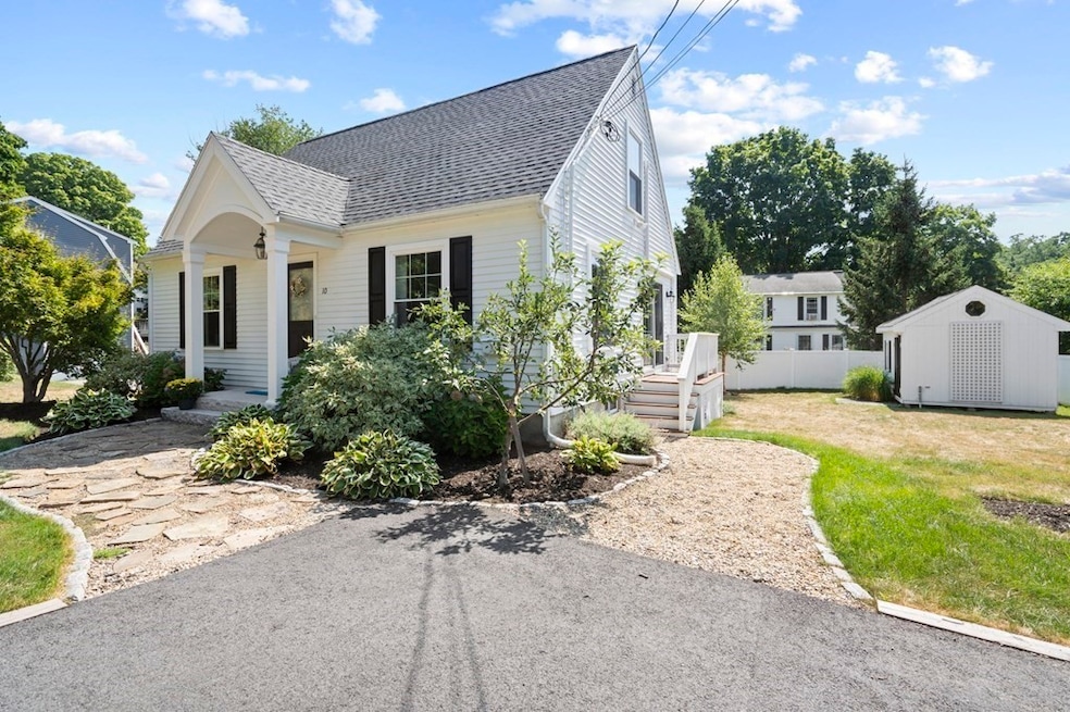 10 Osgood Place, Amesbury, MA 01913 - photo 1