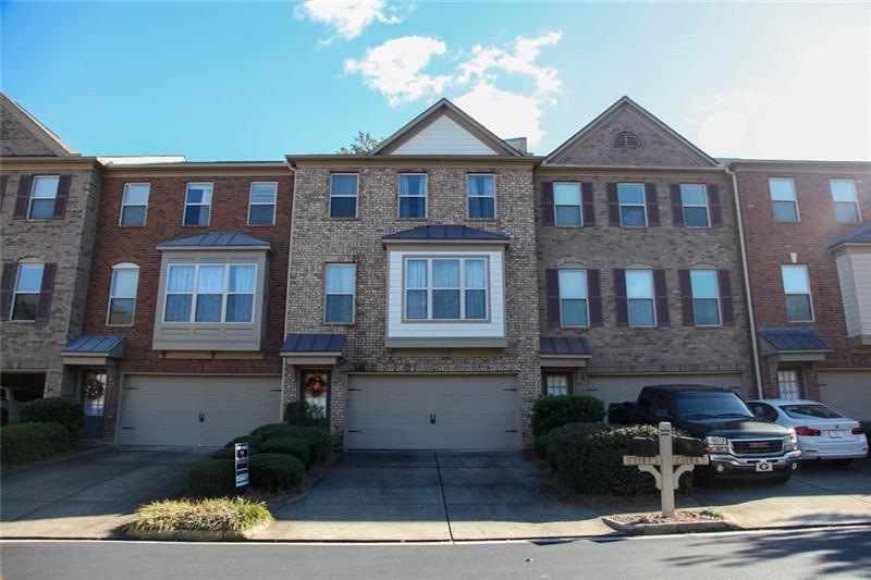 1137 Laurel Valley Ct unit 67, Buford, GA 30519 - photo 1