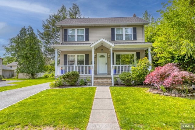 Sold $849,000 • Co-Listing Agent