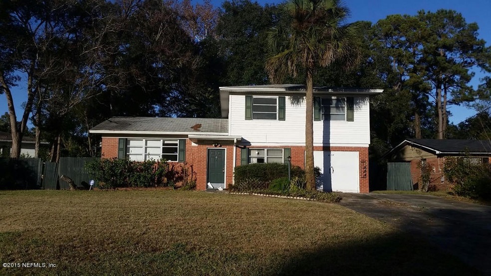 4327 Dazet Ct, Jacksonville, FL 32210 - photo 1