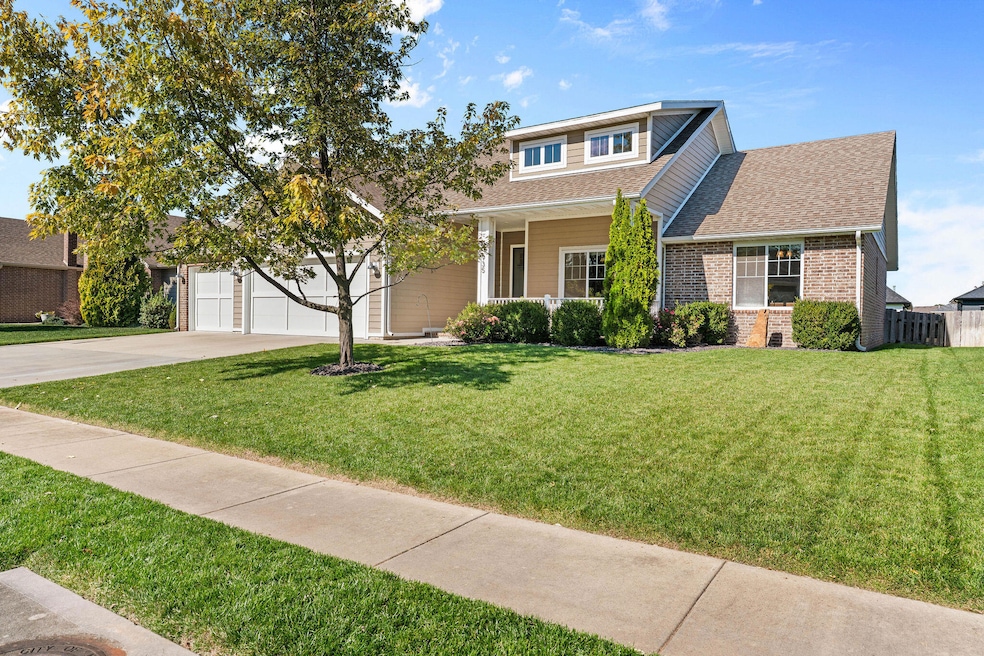 935 E Thorndale Dr, Nixa, MO 65714 - photo 1