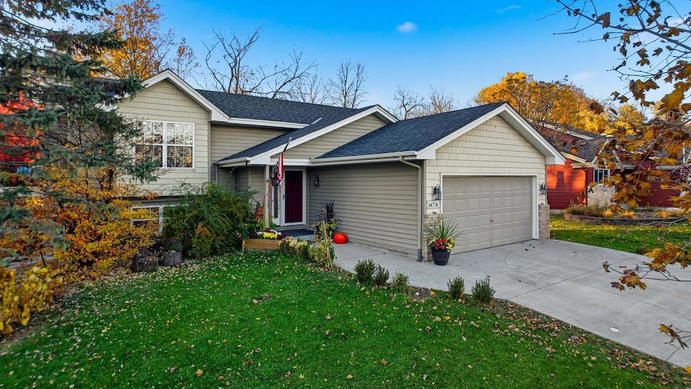 14774 Yosemite Ave S, Savage, MN 55378 - photo 1