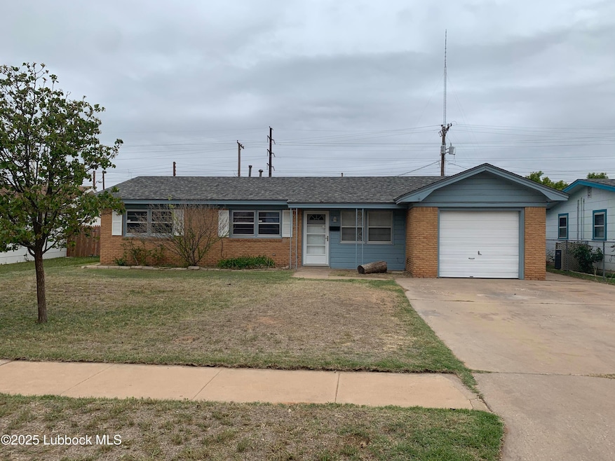 For Rent $1,400/month
