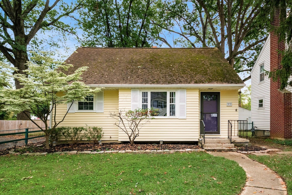 Under Contract $299,900