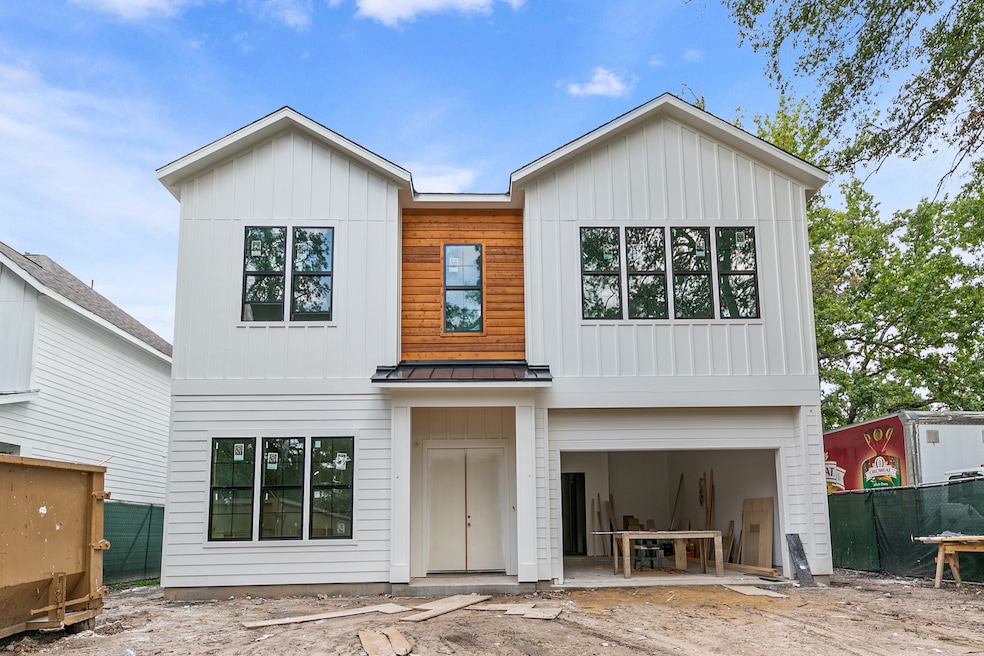 Welcome home to Houston's newest construction home