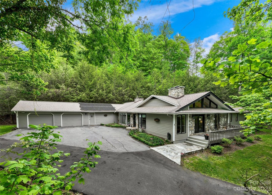 566 Hardscrabble Rd, Burnsville, NC 28714 - photo 1