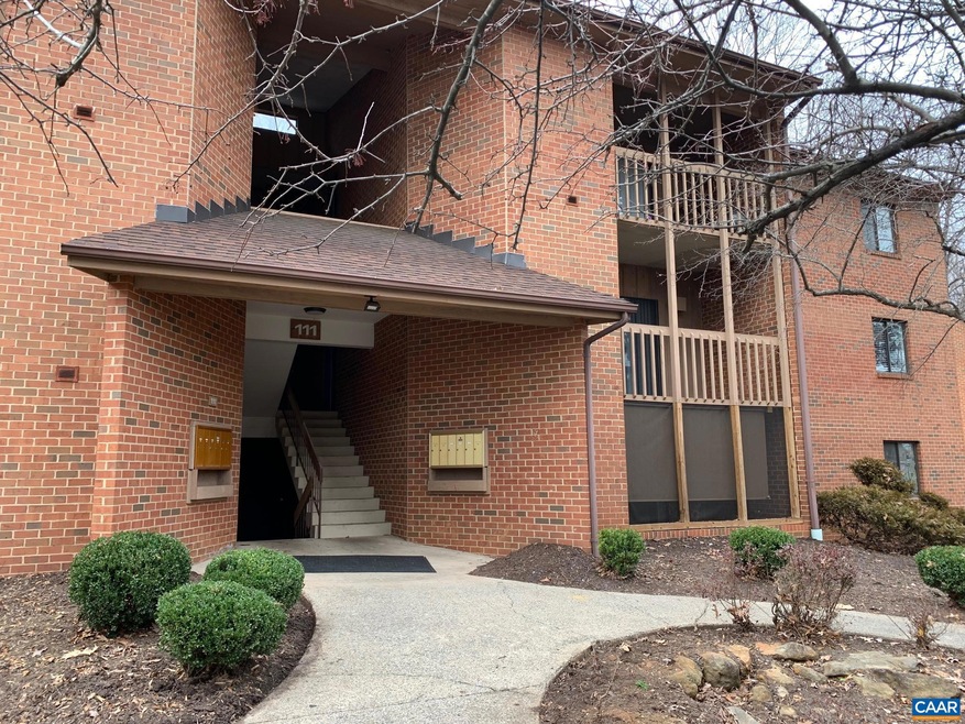111 Turtle Creek Rd unit 4, Charlottesville, VA 22901 - photo 1