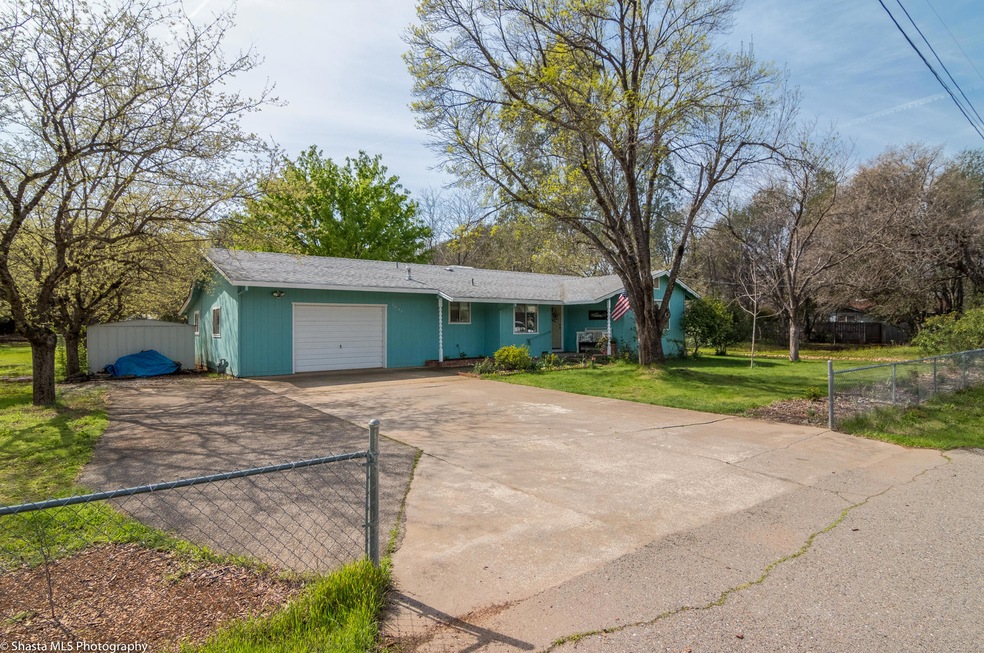 Charming Home on 1 acre