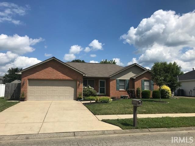 4022 Country Ridge Dr, Newburgh, IN 47630 - photo 1