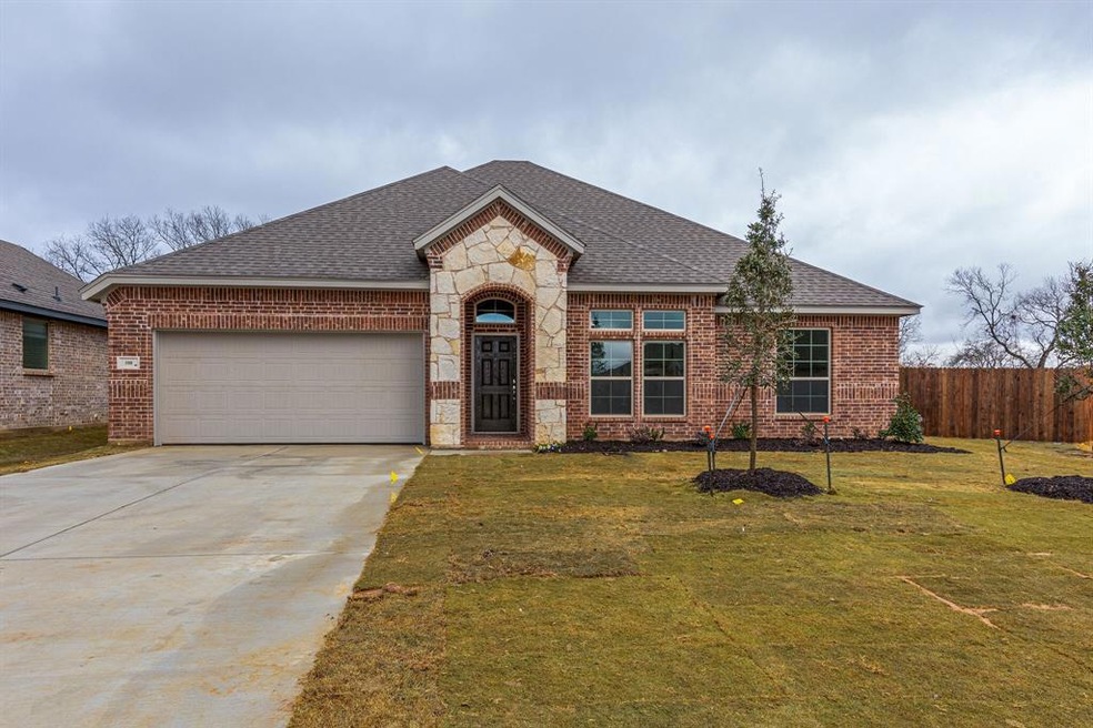 100 Independence Dr, Joshua, TX 76058 - photo 1