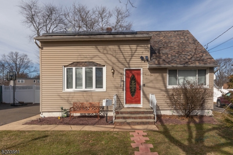 21 Colonial Rd, Roselle, NJ 07203 - photo 1