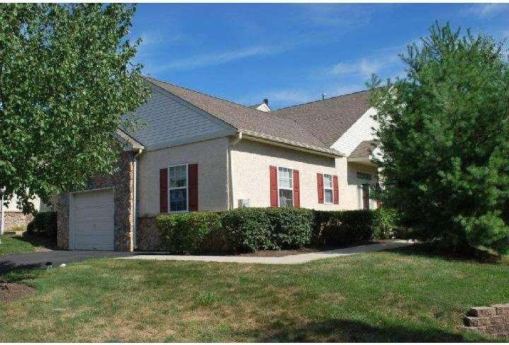 2106 Hidden Meadow Dr, Colmar, PA 18915 - photo 1